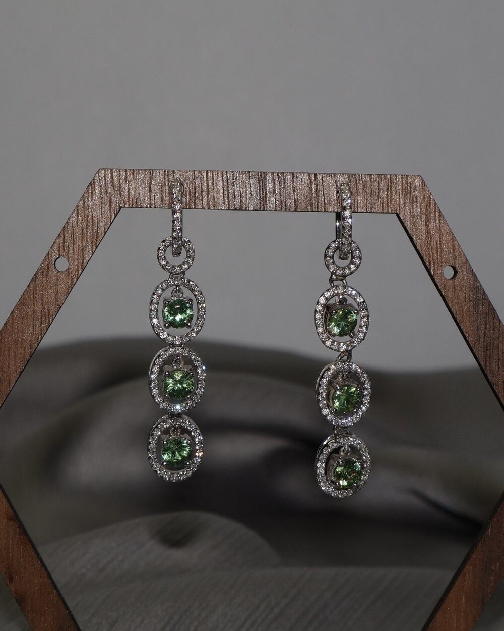 14k White Gold Green Tourmaline & Diamond Earrings 9G / 1.7in
